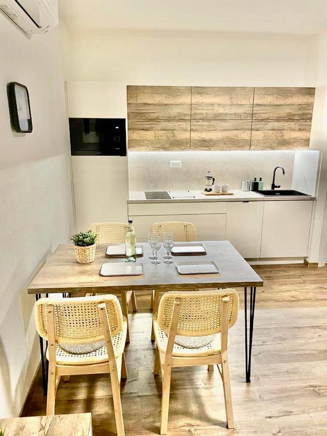 Sardegna Appartamenti, Via Sedini Trinita d'Agultu e Vignola Экстерьер фото